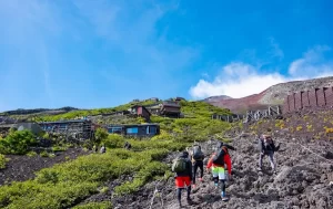 صعود به قله فوجی