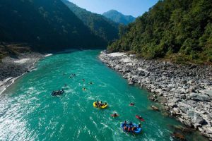 ۸ تجربه فراموشنشدنی در نپال 5 کایاک سواری در نپال