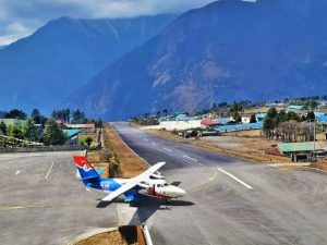 فرودگاه لوکلا