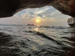 غار آبی عسلویه
