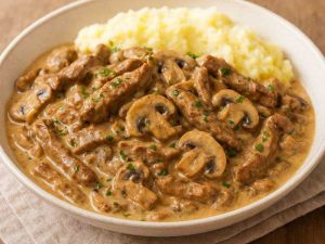 مسکو؛ راهنمای جامع سفر، جاهای دیدنی 16 بیف استروگانف (Beef Stroganoff)