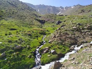 قله یخچال همدان؛ بام الوند و مسیر صعود به قله 7 چشمه مسیر قله یخچال همدان