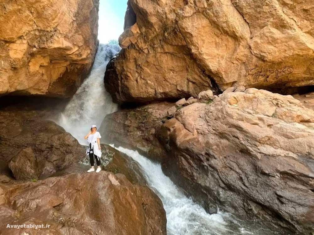 تور آبشار کرکبود